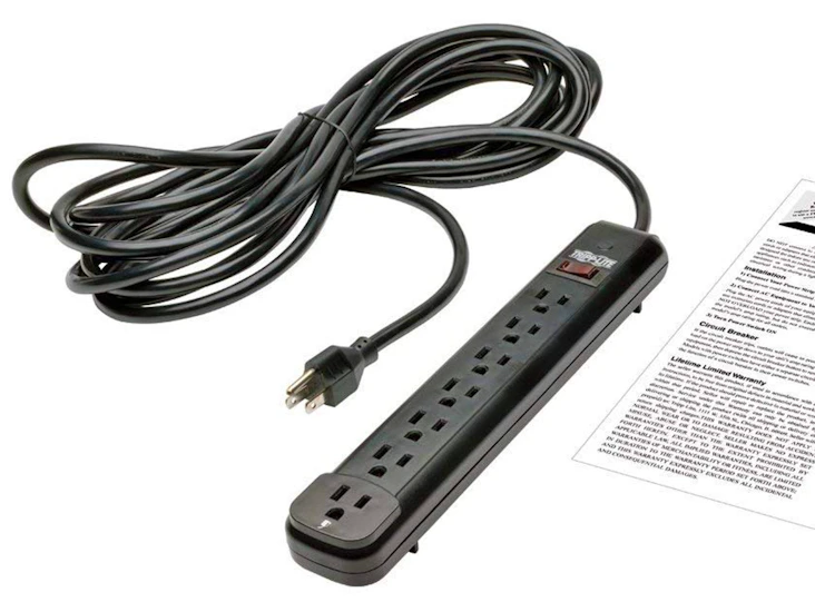 7 outlet power strip nema 5-15r ac 25' cord