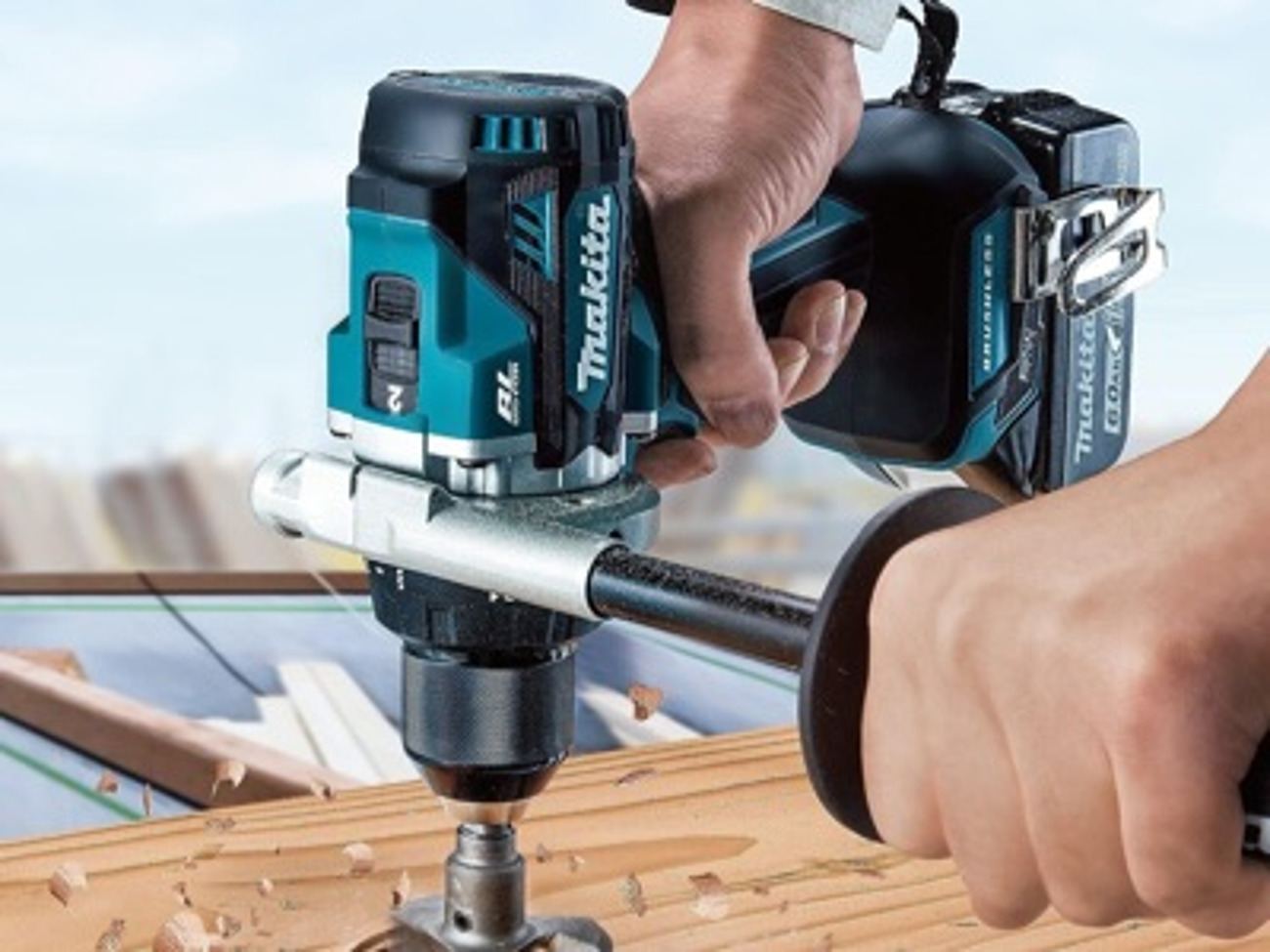  a powerful makita combi drill lxt ® dhp486
