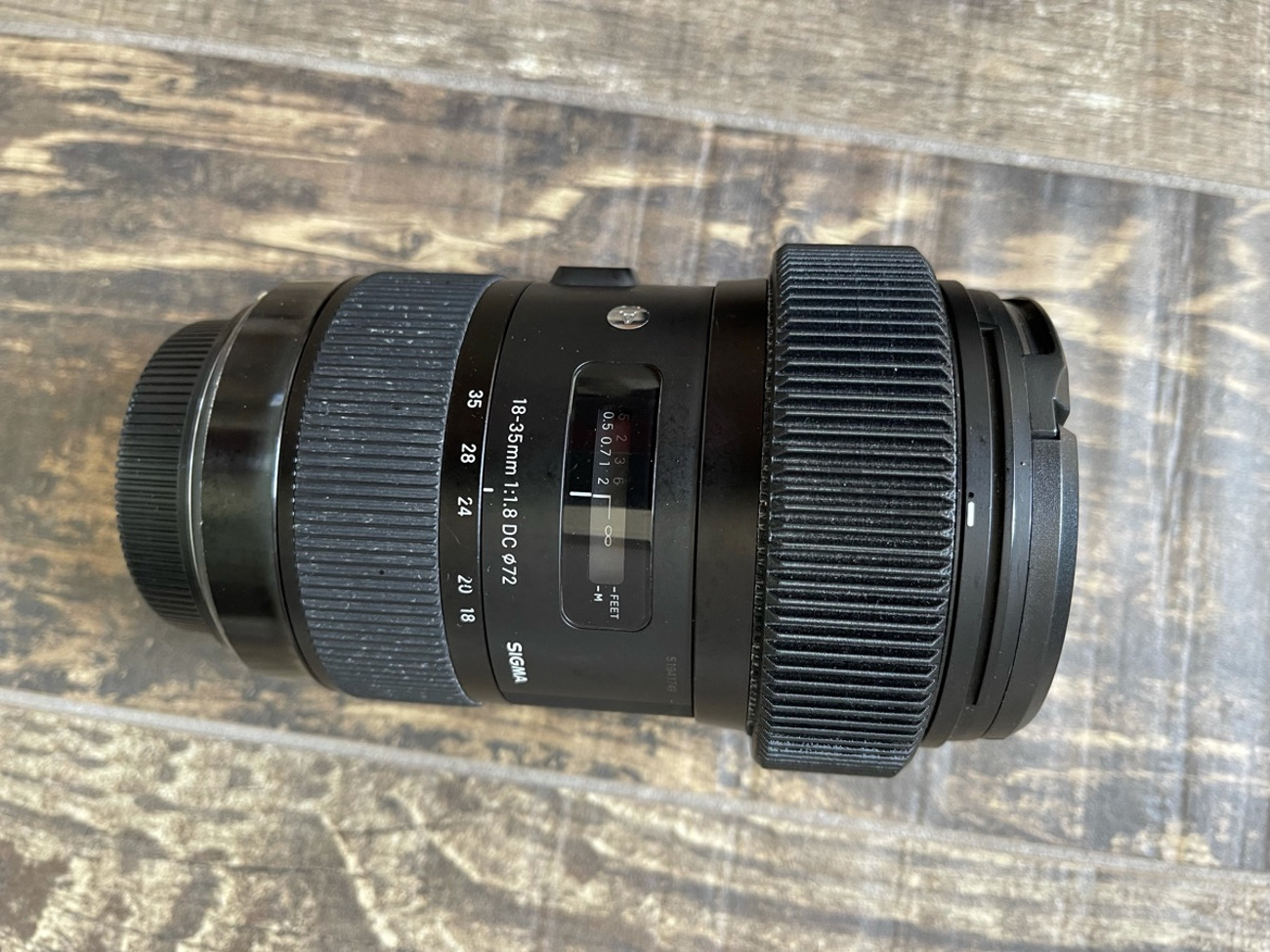  sigma art 18-35 ef lens 