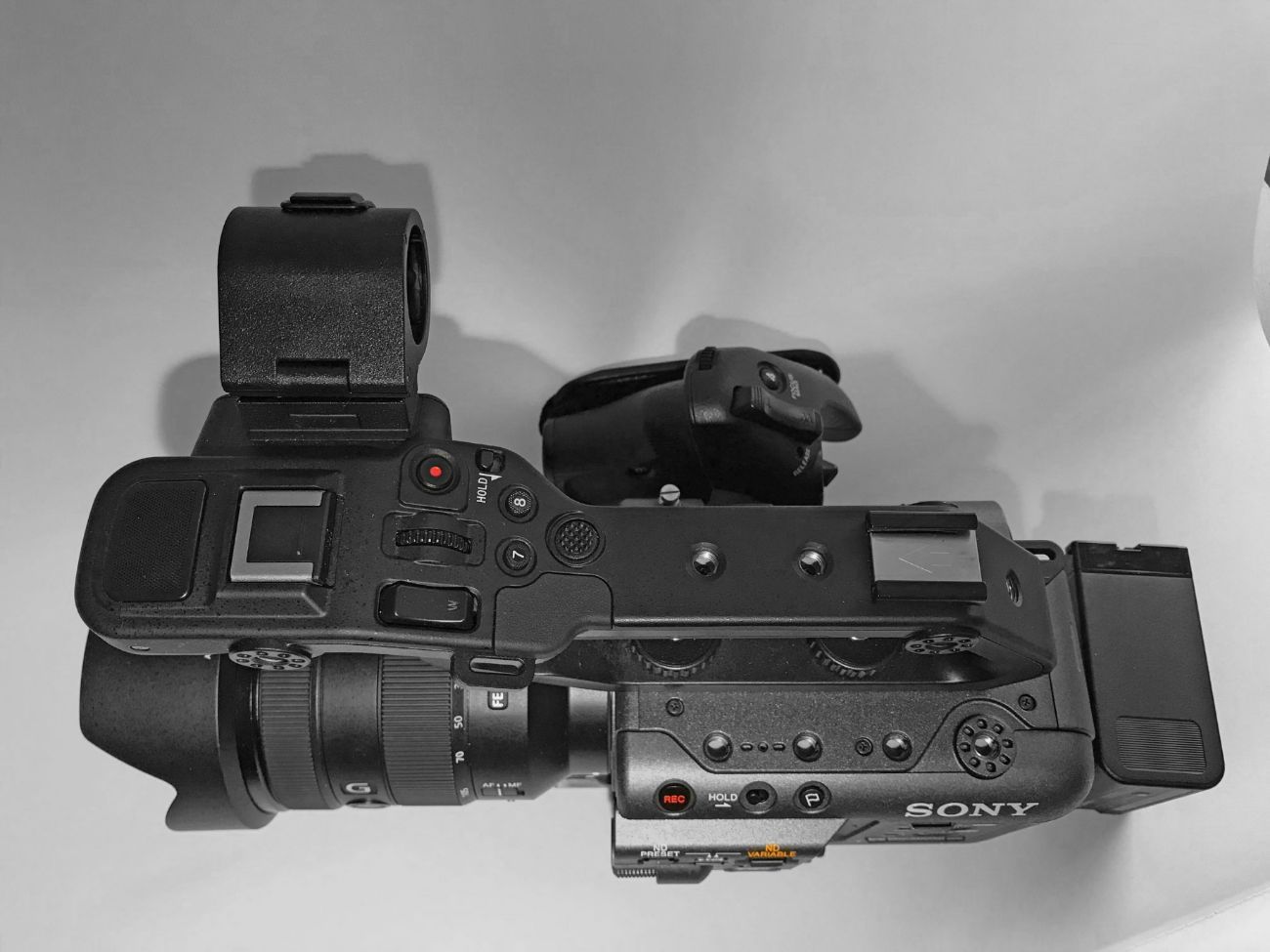 Rent Sony FX6 Digital Cinema Camera with 24-105mm lens 2 x BP-U70
