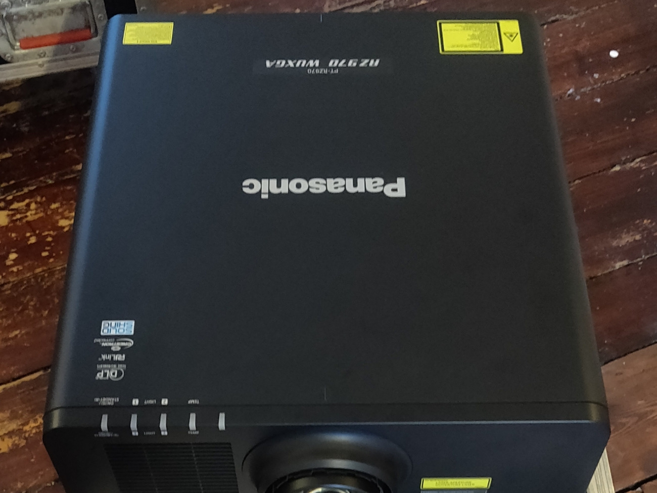 Projector 10000 lumens 