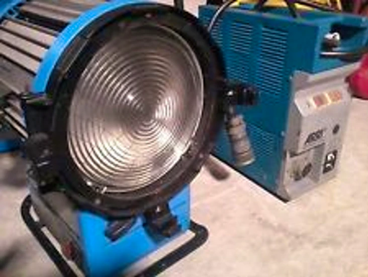1200 watt hmi fresnel