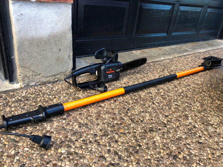 120v electric plug-in 10” chainsaw