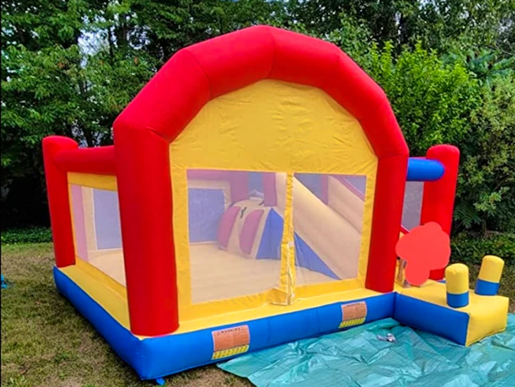 13x11.8 ft inflatable bouncy castle fits 5 kids