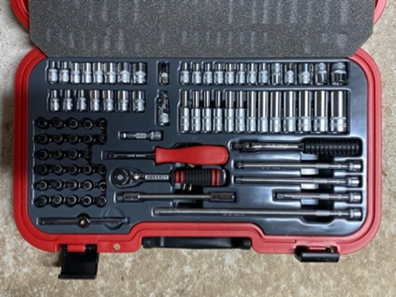 1/4 inch socket set with accessories