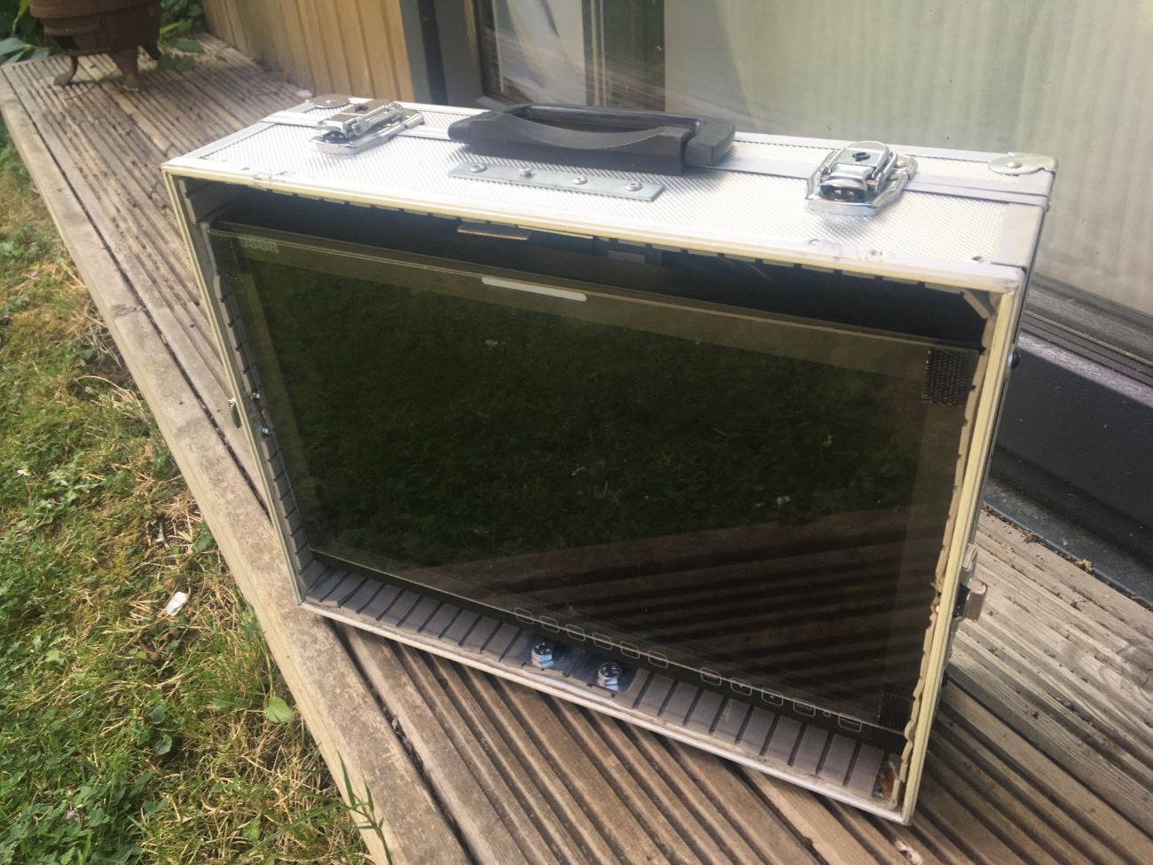 15" directors studio monitor sdi hdmi inc. stand