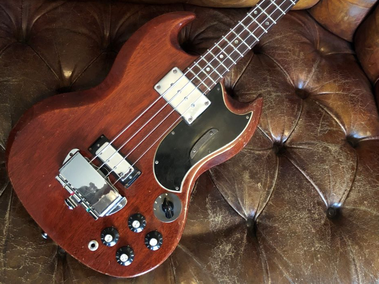 1969 gibson eb-3 sg bass - classic looks & sound!