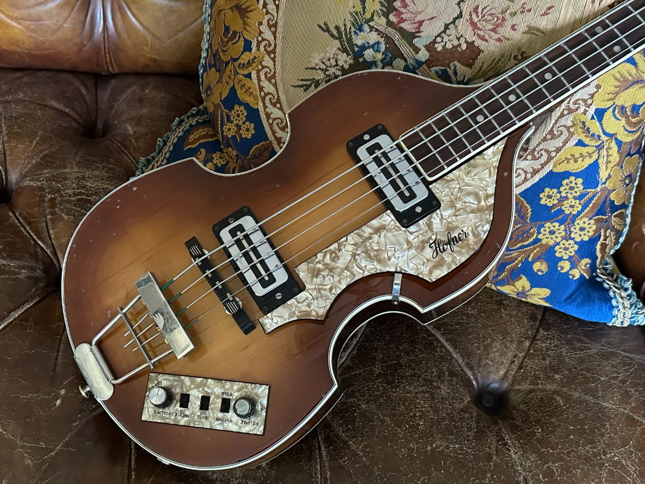 1974 hofner 500/1 violin bass, beatles bass