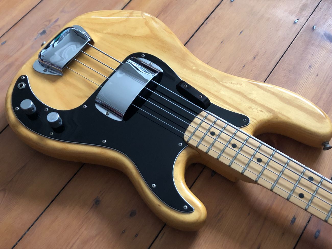 1982 fender precision bass, natural ash