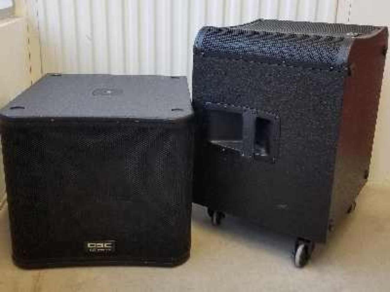 2 qsc kw181 subwoofers- pair (free delivery)