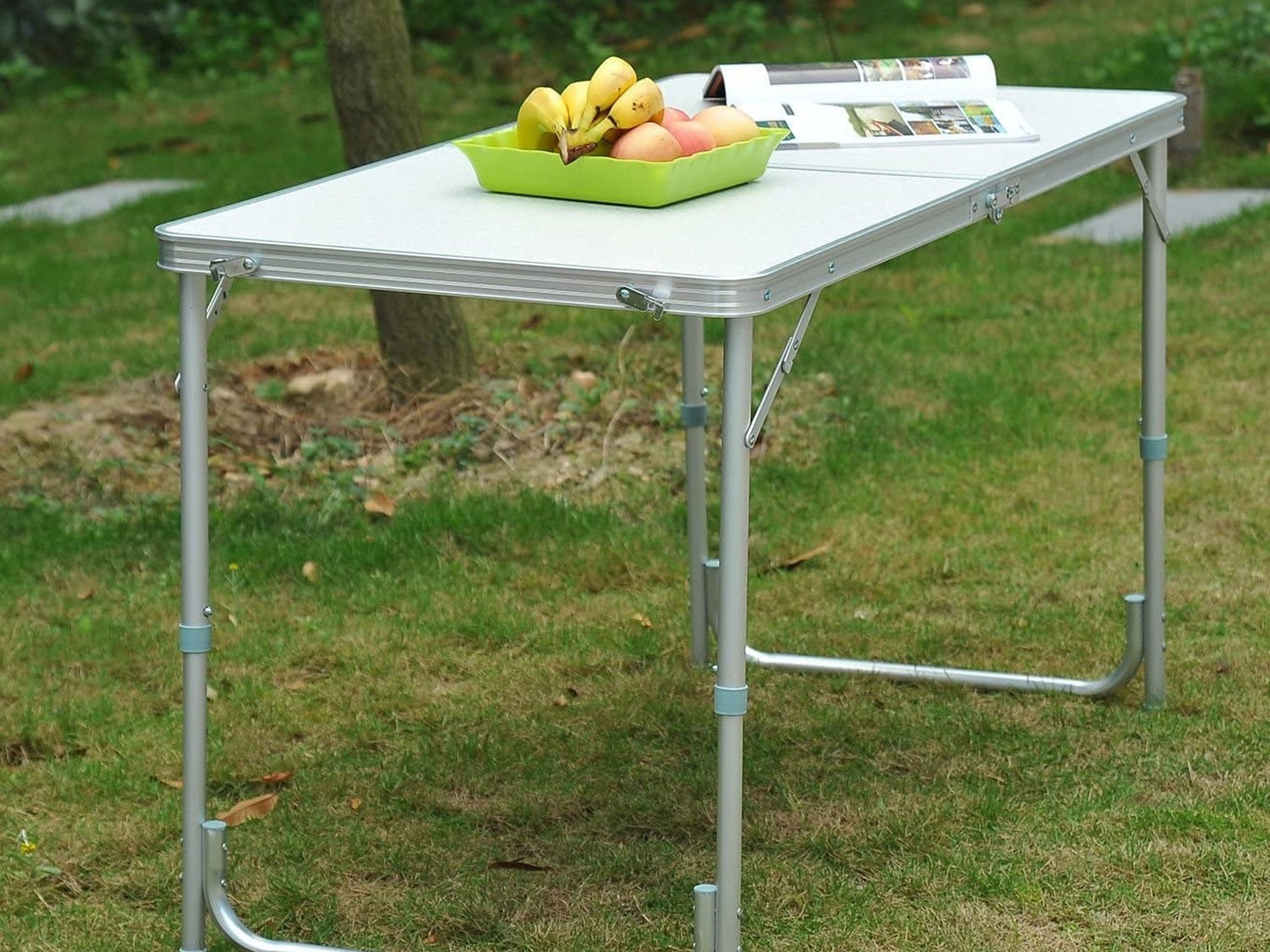 2 x 4ft folding tables - bbqs, party, market stall