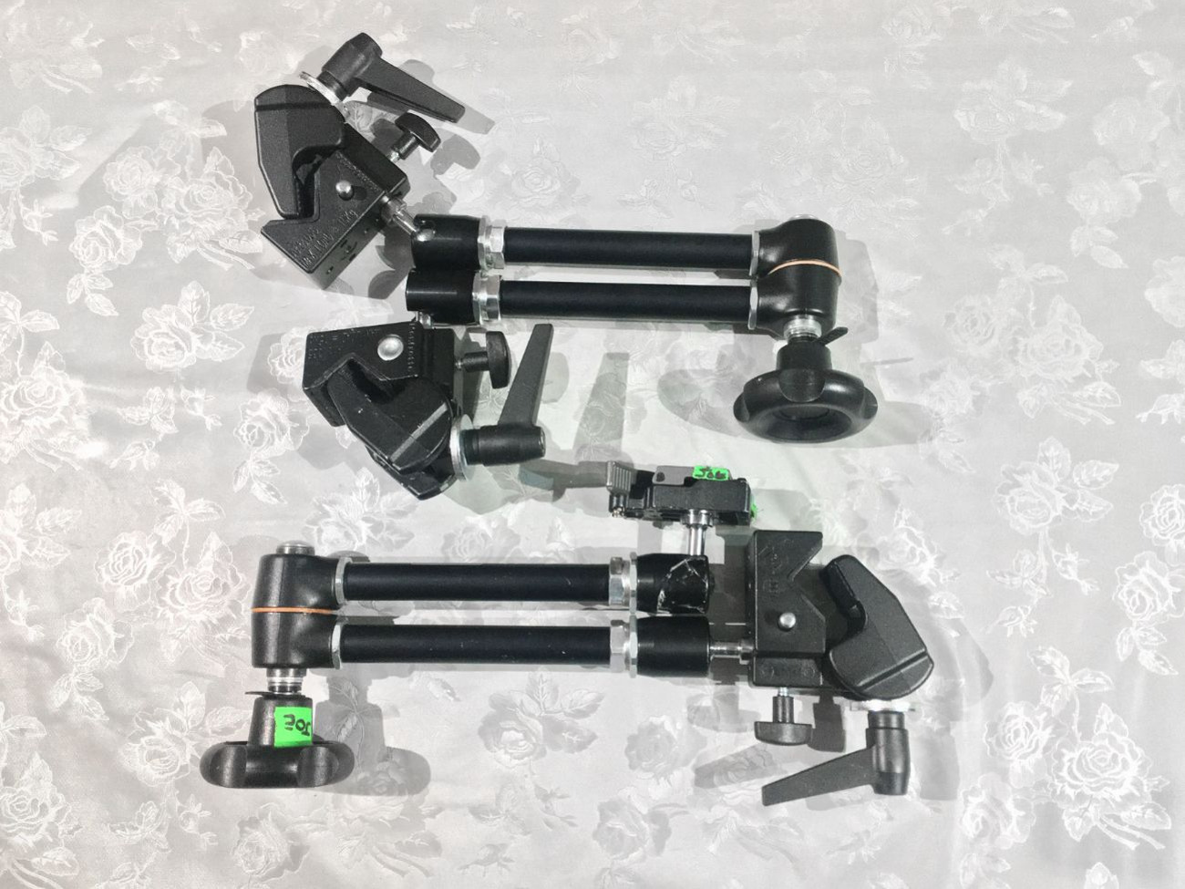2 x manfrotto magic arm + 2 x super clamp (friction arm)