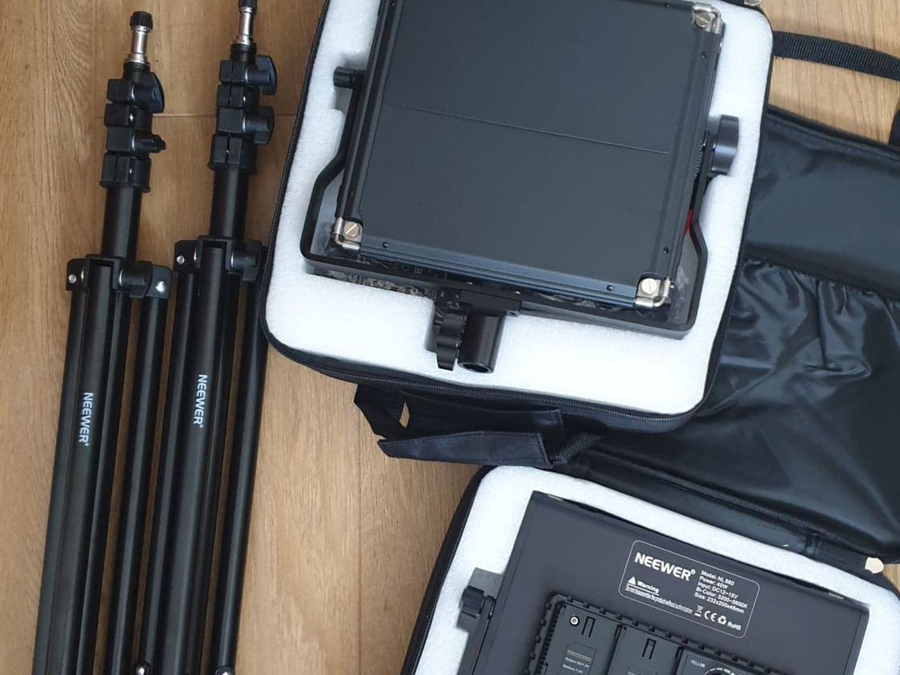 2 x newer light panel and stands