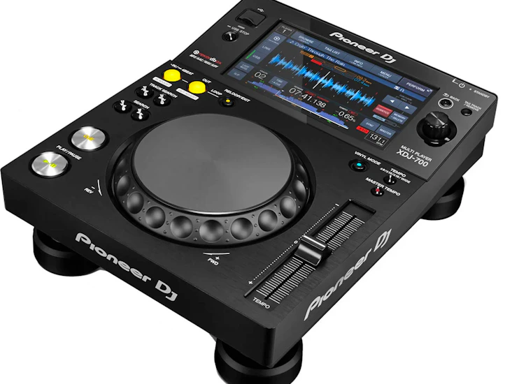 2 x pioneer xdj-700 - turntables only