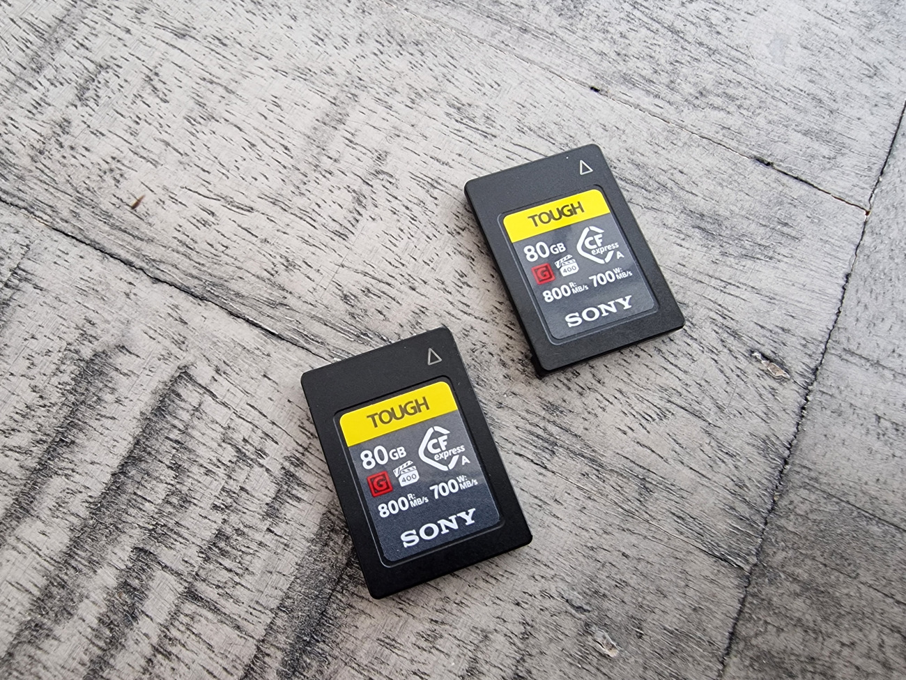 2 x sony 80gb cfexpress type a cards