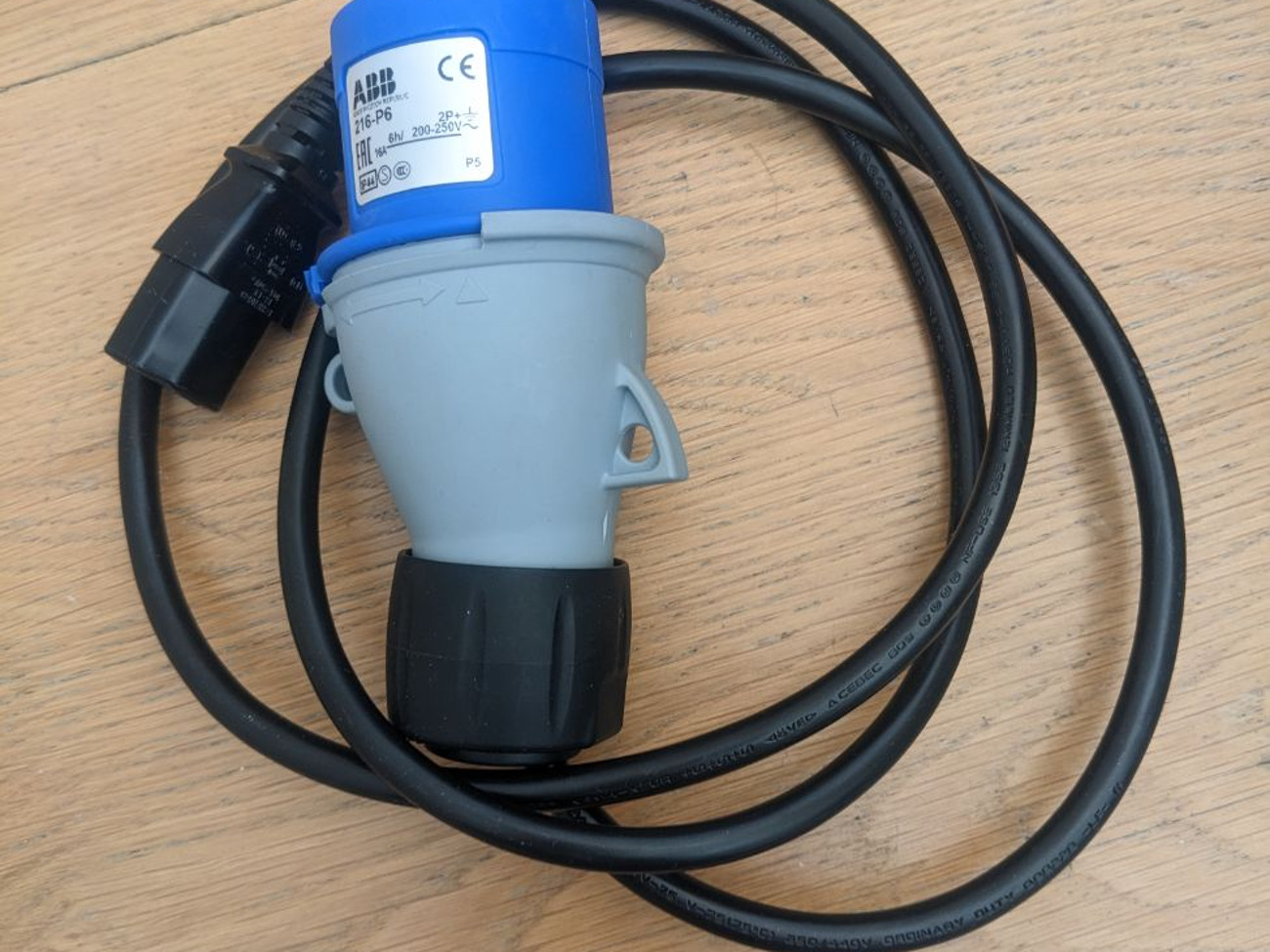 216-p6 abb plug, 6h, 16a, ip44, 2p+e