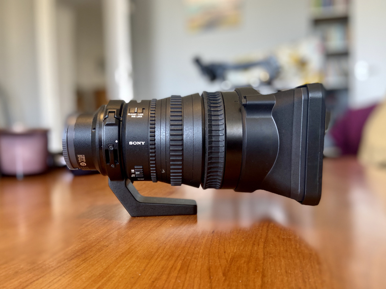 28-135mm sony zoom lens