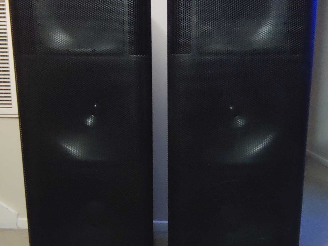 2x - qsc kw153 3-way top speakers! 4,000 watts of power! (seo jbl mackie yamaha)
