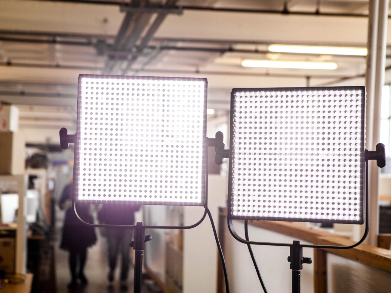 2x led panels