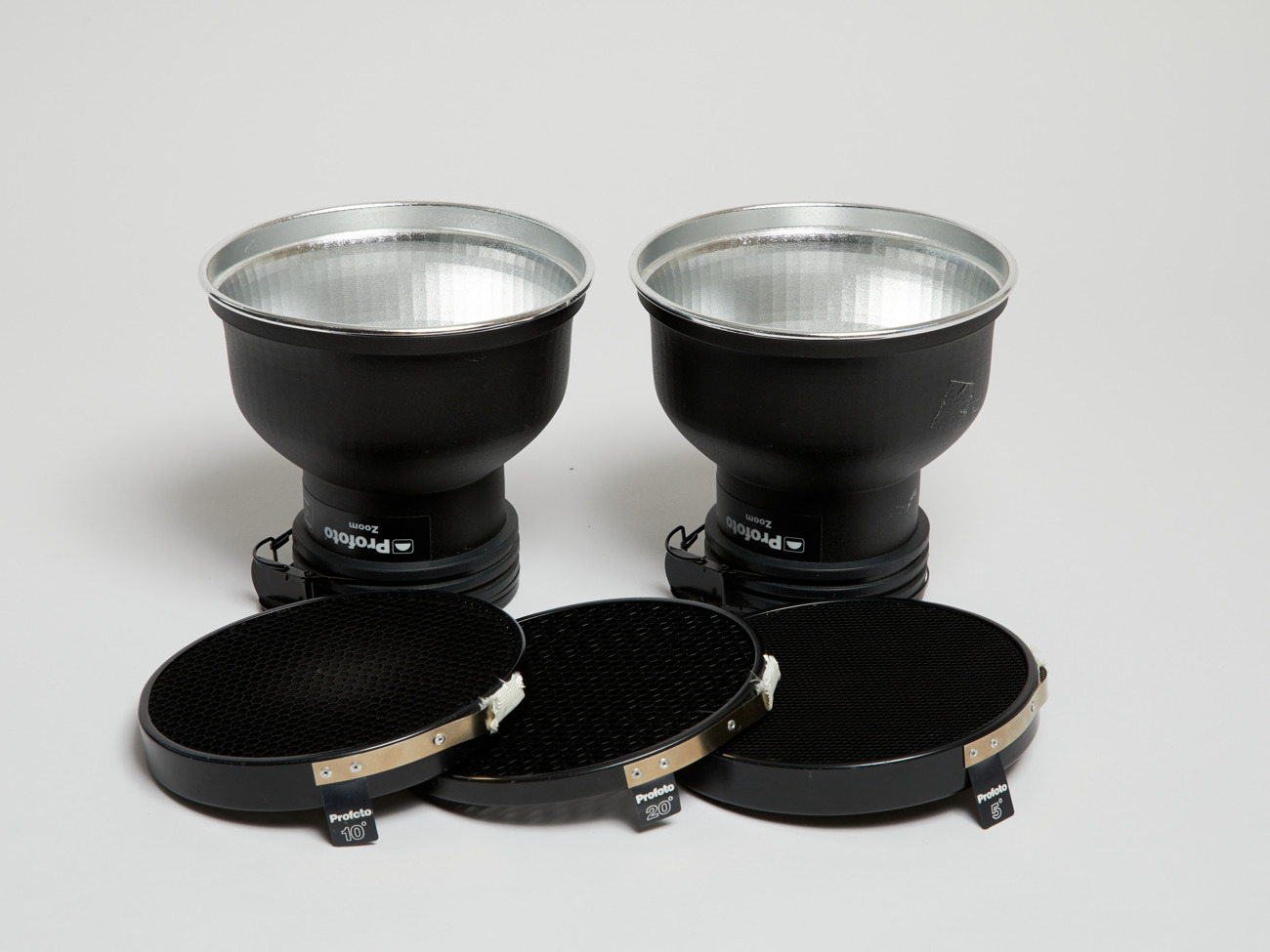 2x profoto zoom reflectors with profoto grid set 