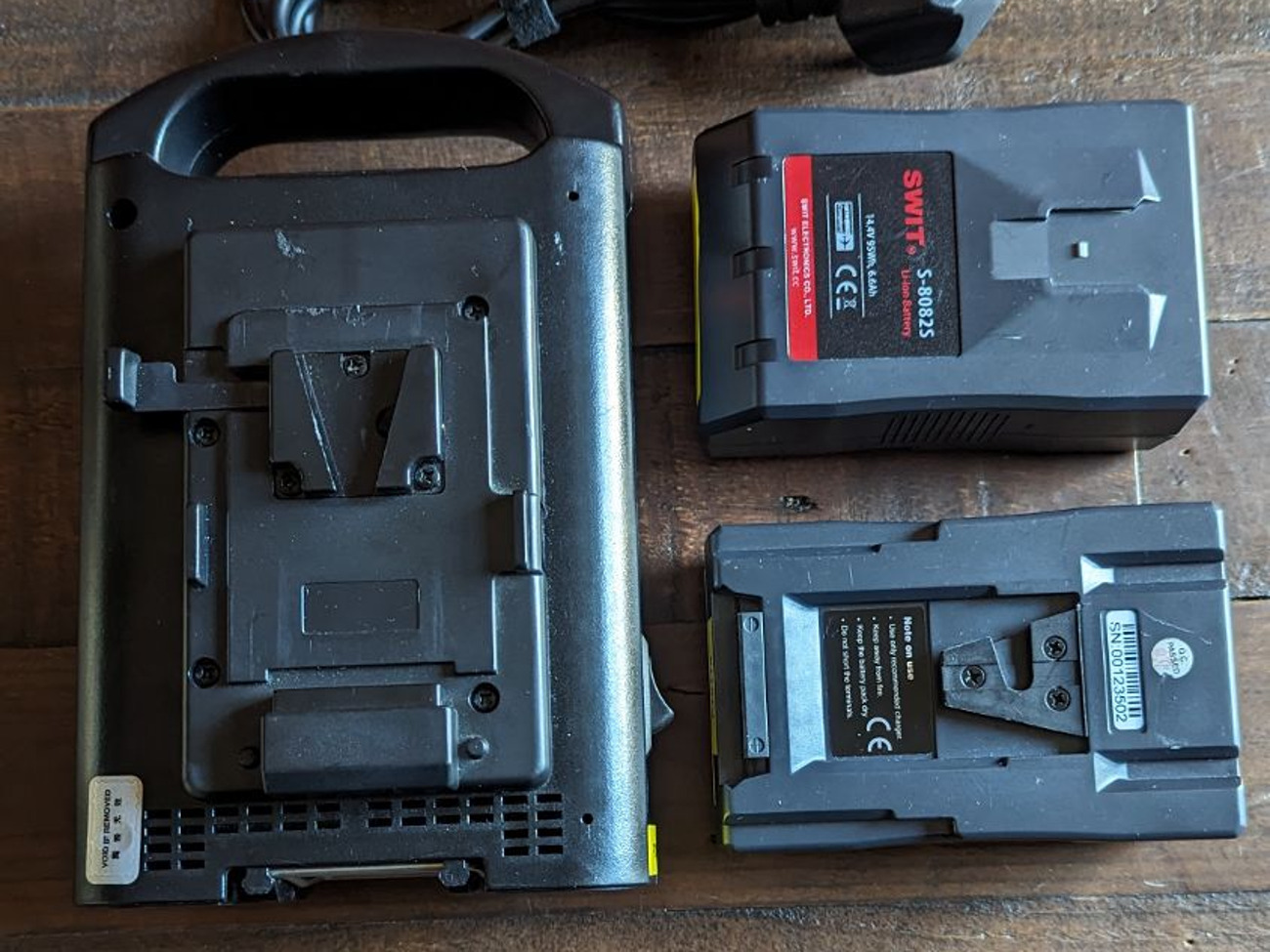 2x swit vlock batteries and charger
