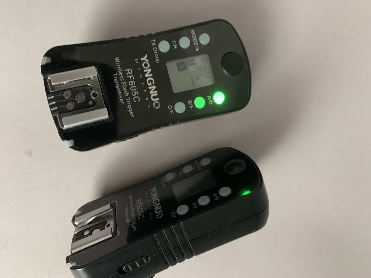 2x yongnuo rf605c remote flash triggers