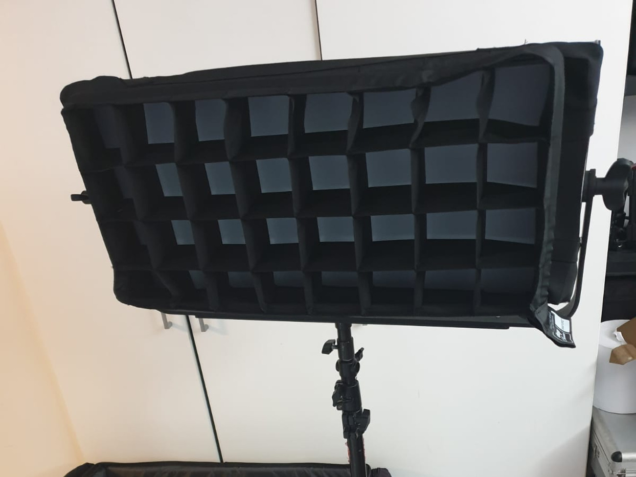 2x1 very soft light by velvet light