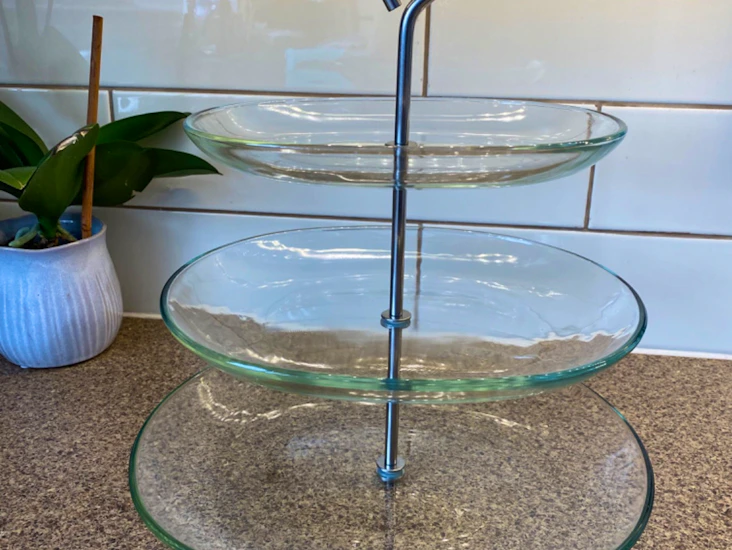 3 tier glass desert stand