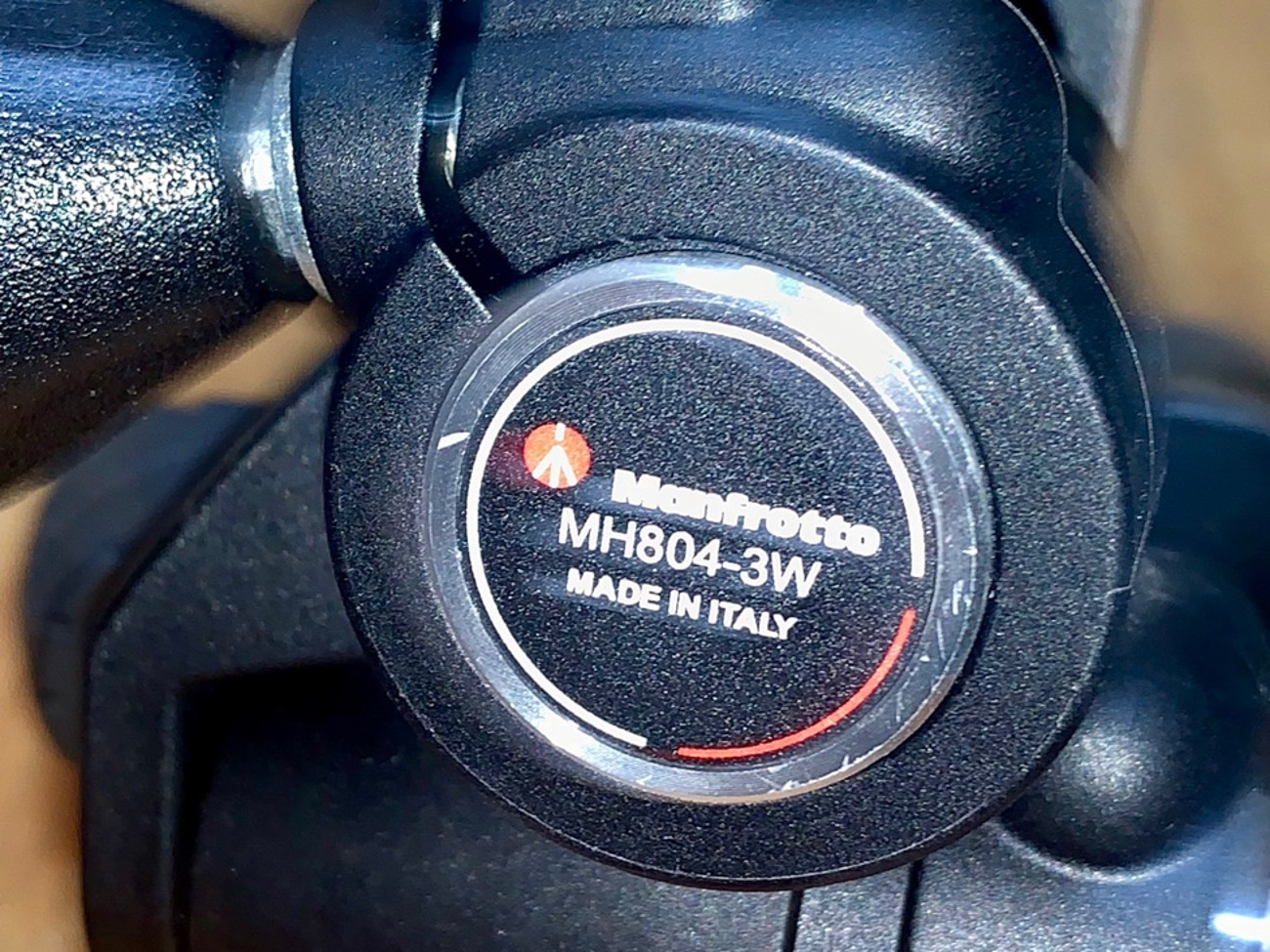3 way tripod head manfrotto mh804-3w