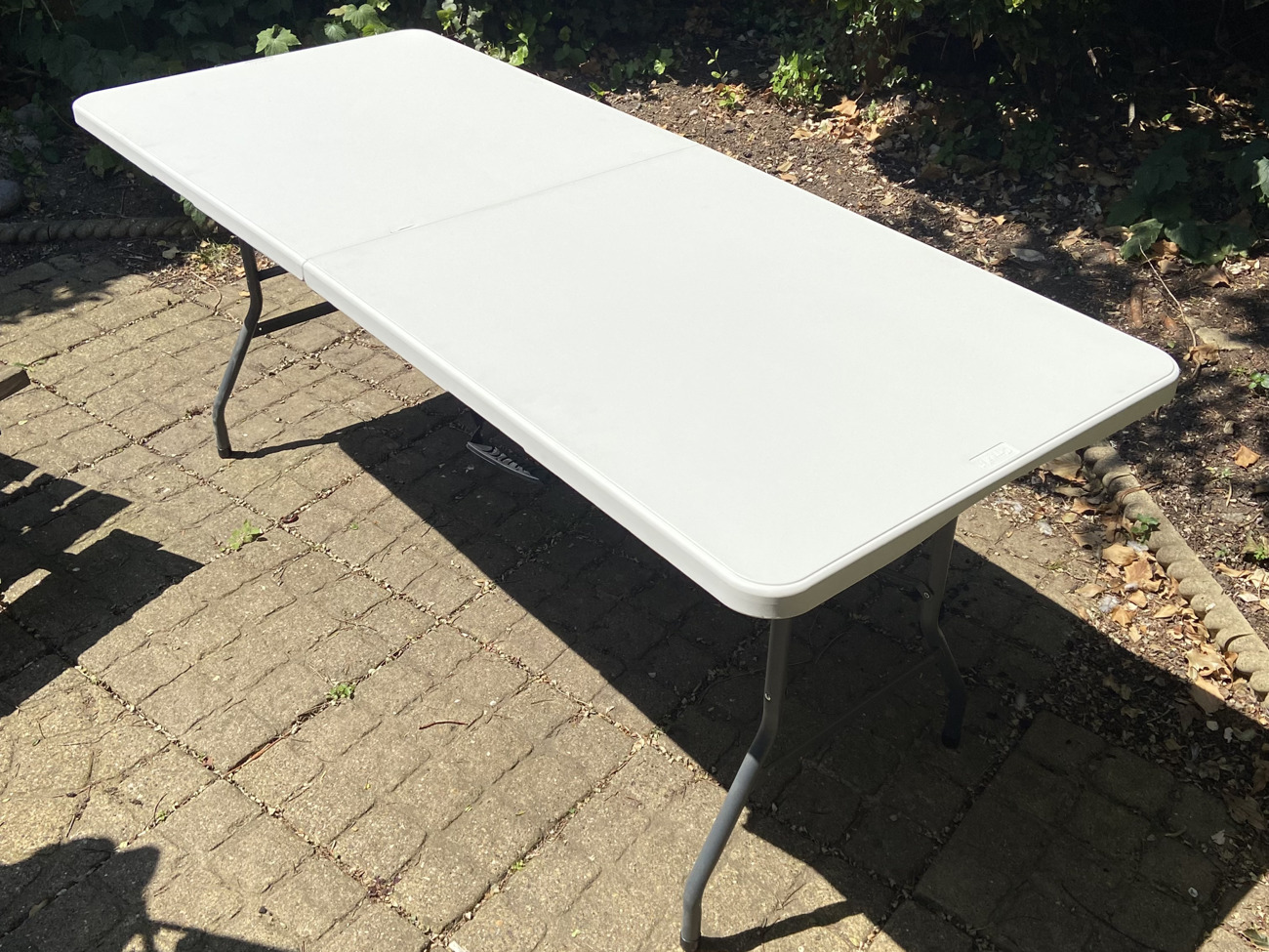 3 x 6ft heavy duty folding trestle table