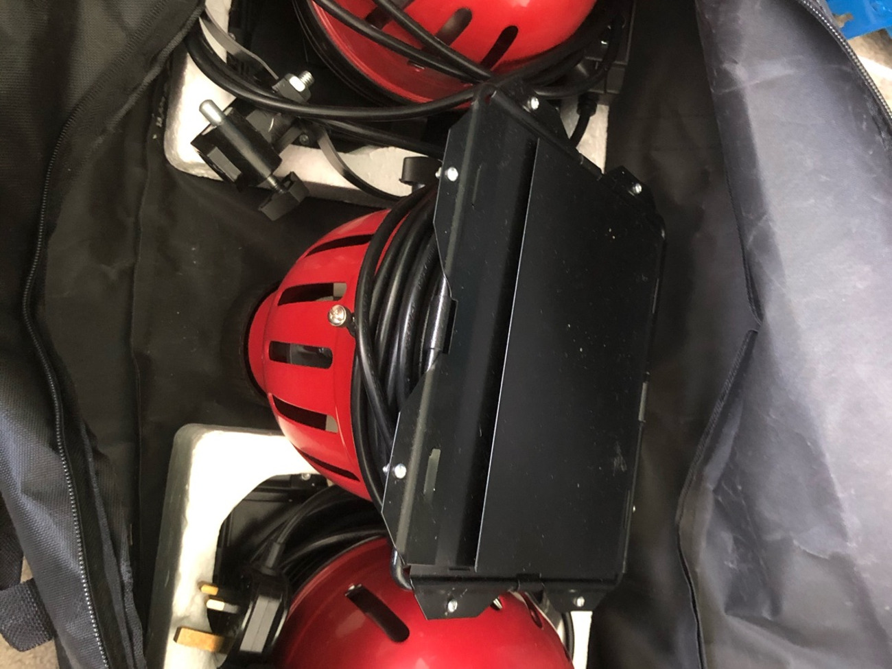 3 x can dtr-800 stage lights