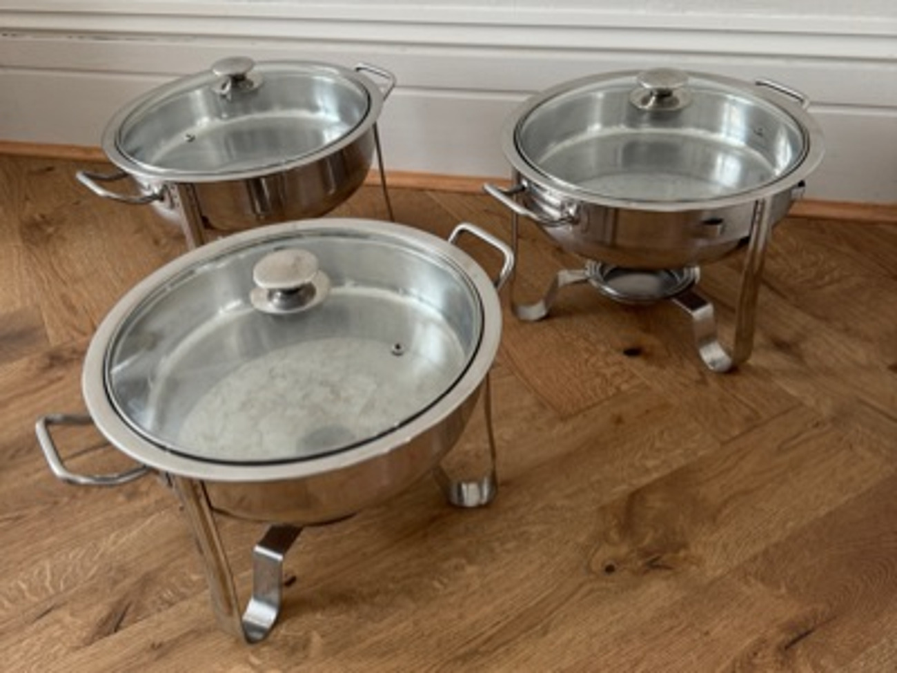 3 x round chafing dish