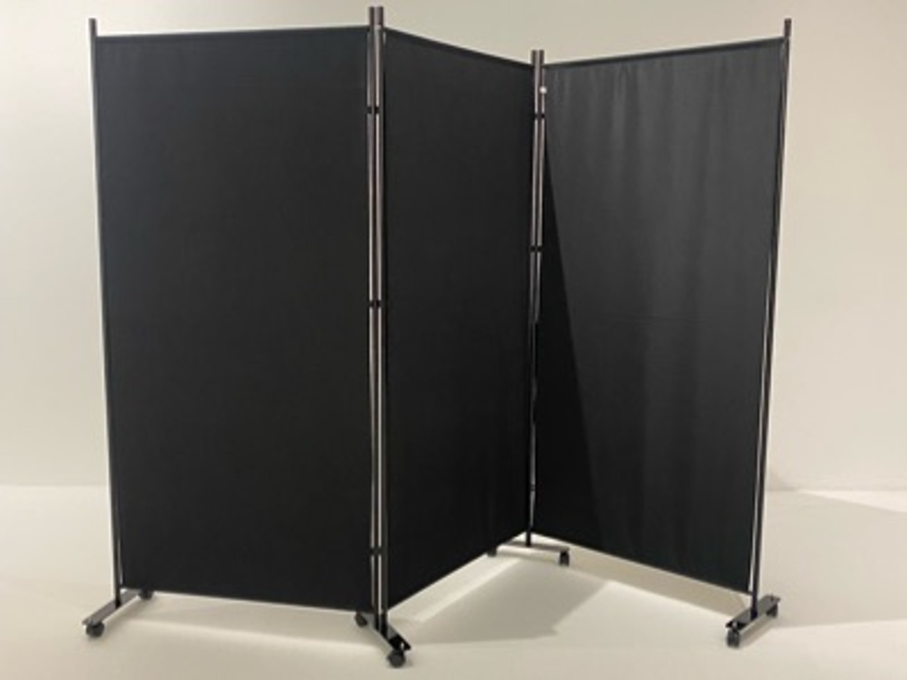 3x folding room dividers on wheels - changing room