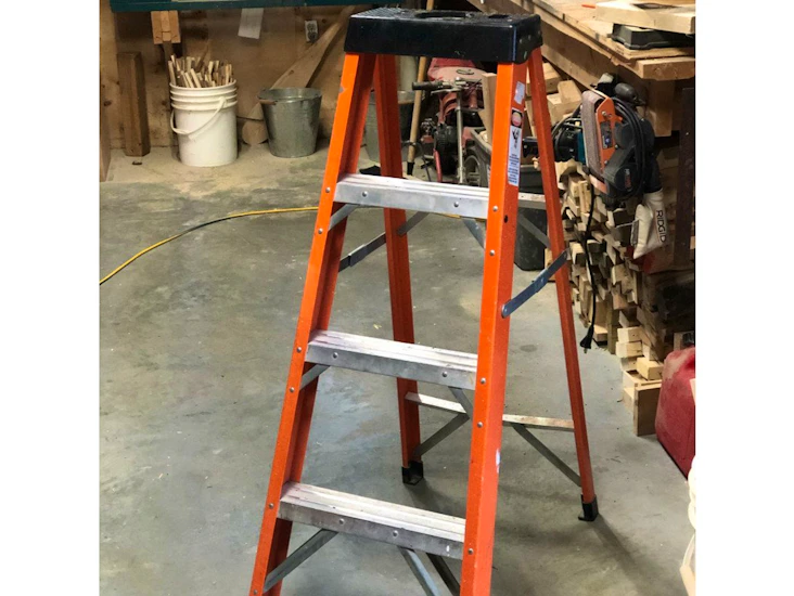 4 foot ladder
