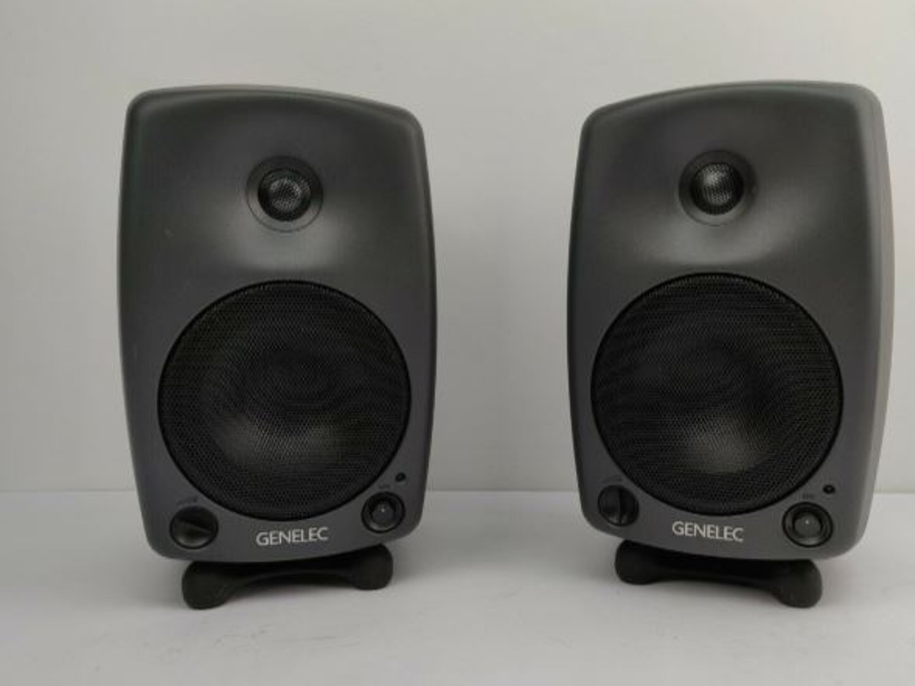 4 x genelec 8030a / 8030b speakers for surround sound