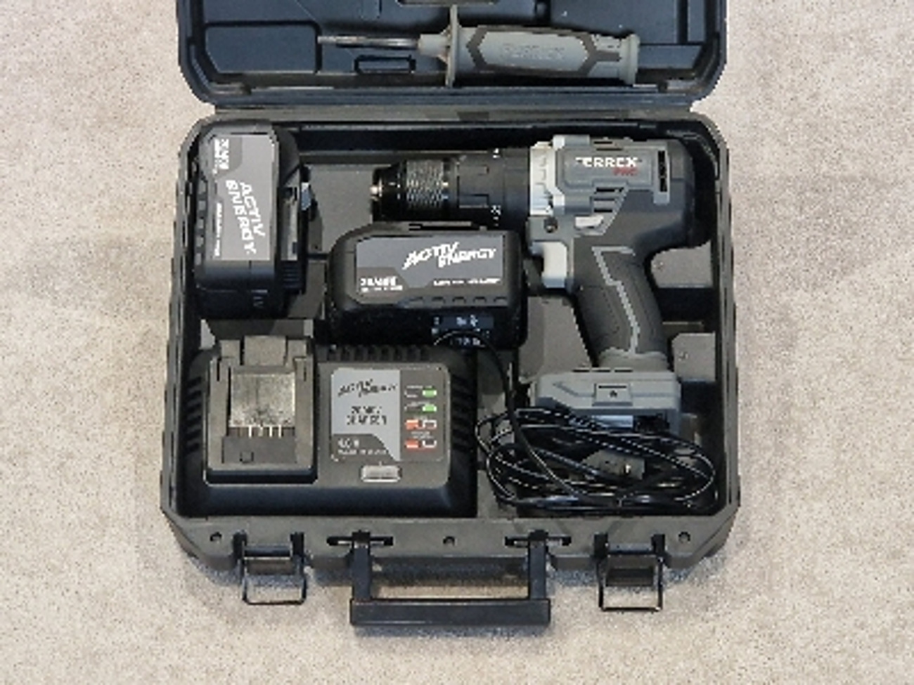 40v brushless cordless combi drill. 2 batteries & charger