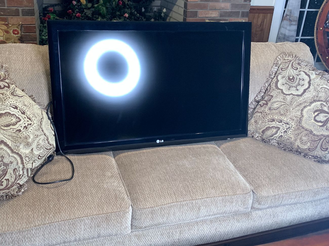 42 inch lg flat screen led tv