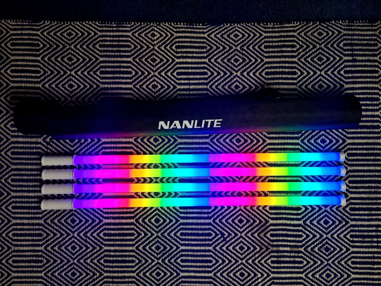 4x nanlite pavotube t8-7x rgbww led pixel tube kit