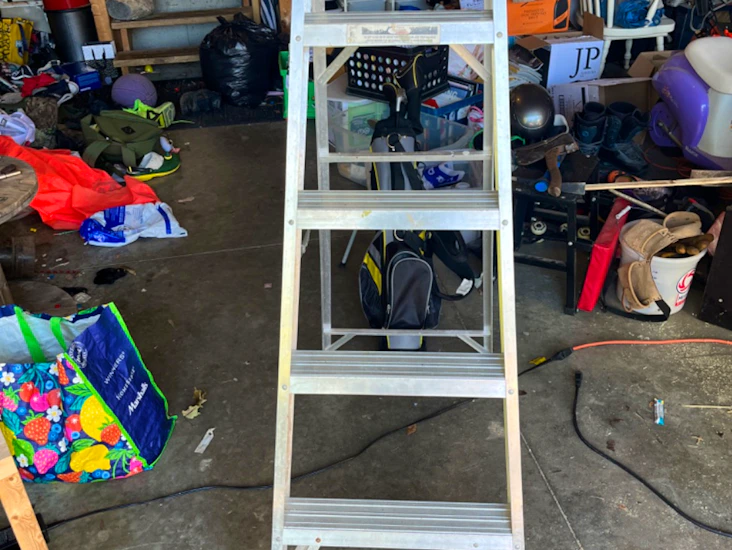 5 foot step ladder