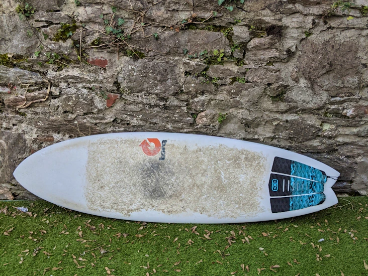 5'11 torq surfboard