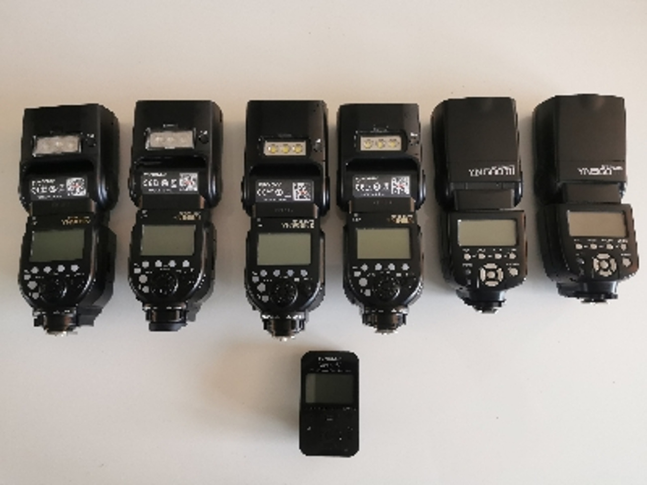 6 speedlights with controller for nikon with batteries