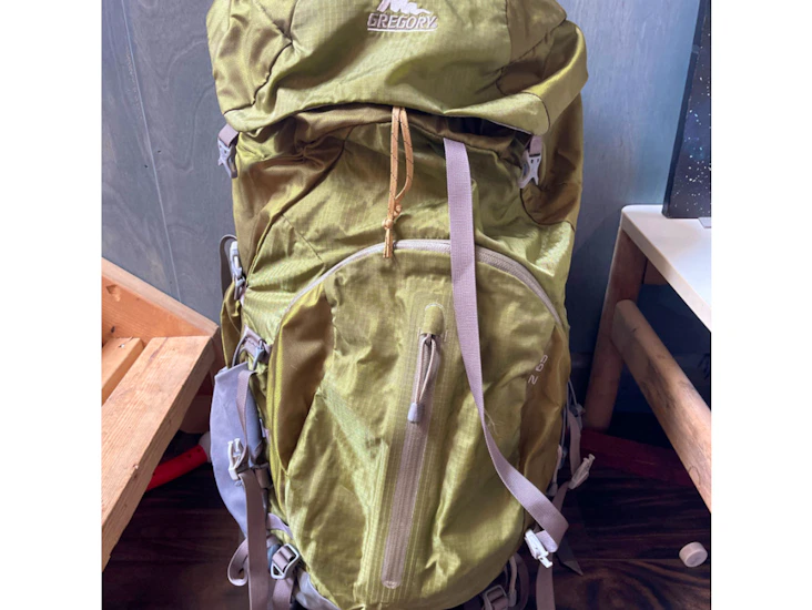 65l hiking pack, gregory z65, s small pack,