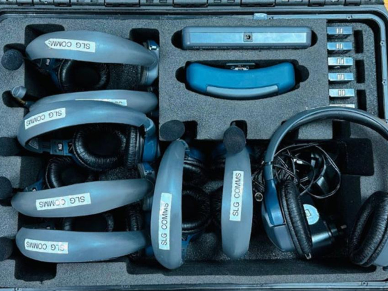 6x eartech wireless radio comms