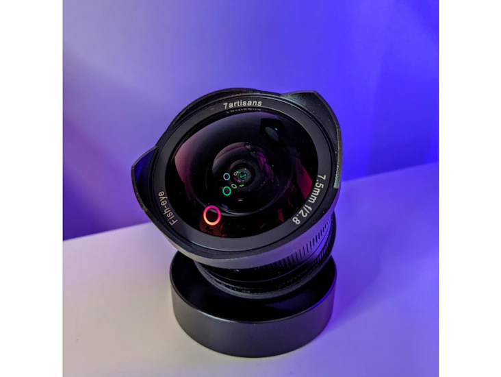 7artisans 7.5mm f/2.8 aps-c format fisheye lens for sony e-mount