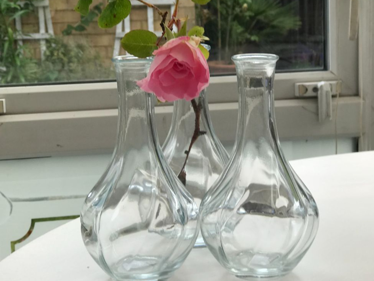 8 x small  clear glass vases size 17 cm
