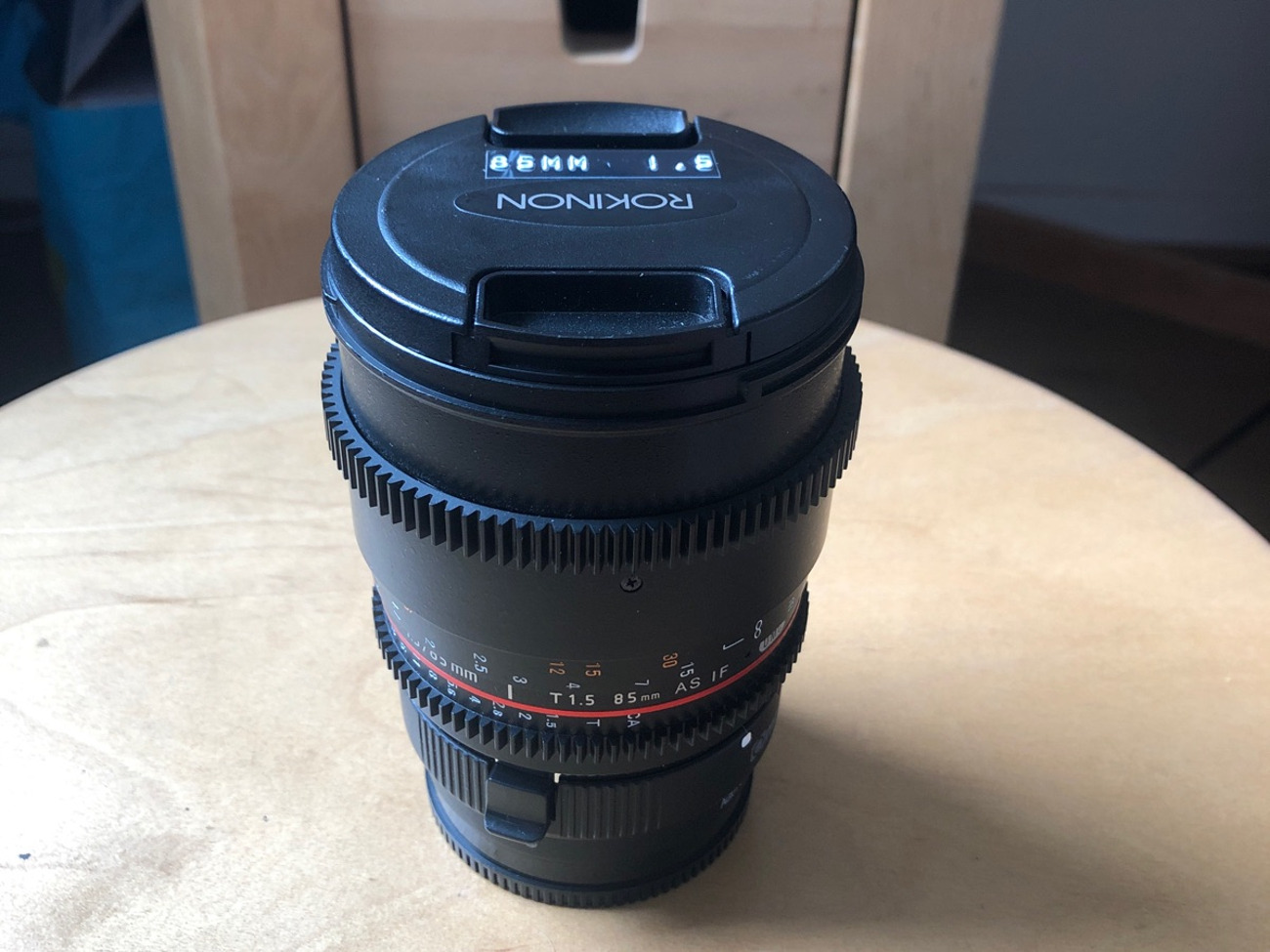 85mm rokinon prime cine lense ef mount 
