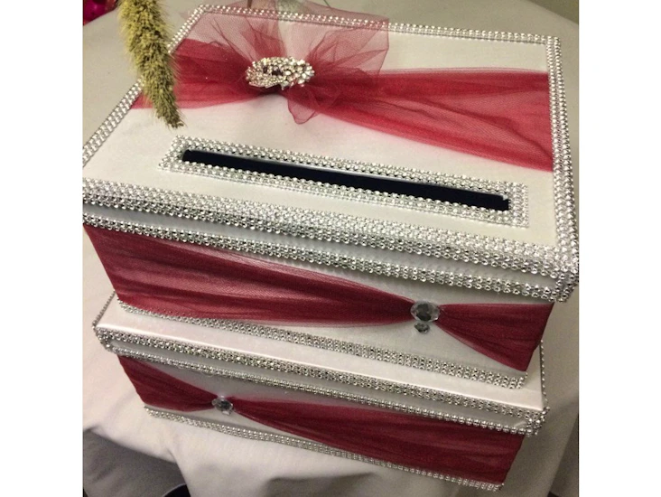 Add-on: unique wedding card boxes - white/red/silver