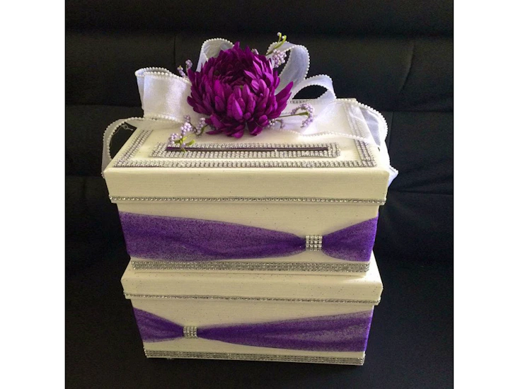 Add-on: unique wedding card boxes white/purple