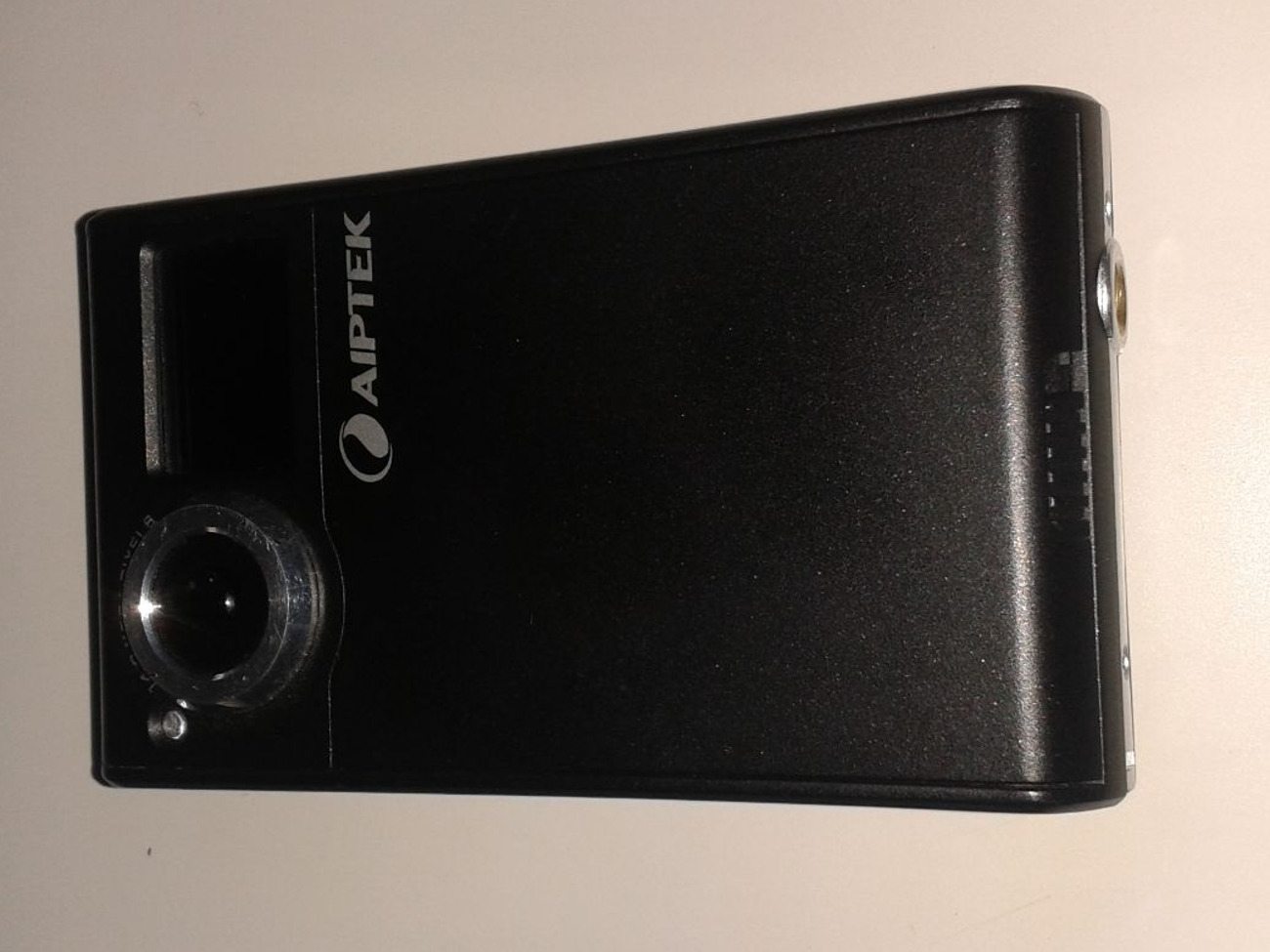 Aiptek seeme pocket hd camcorder