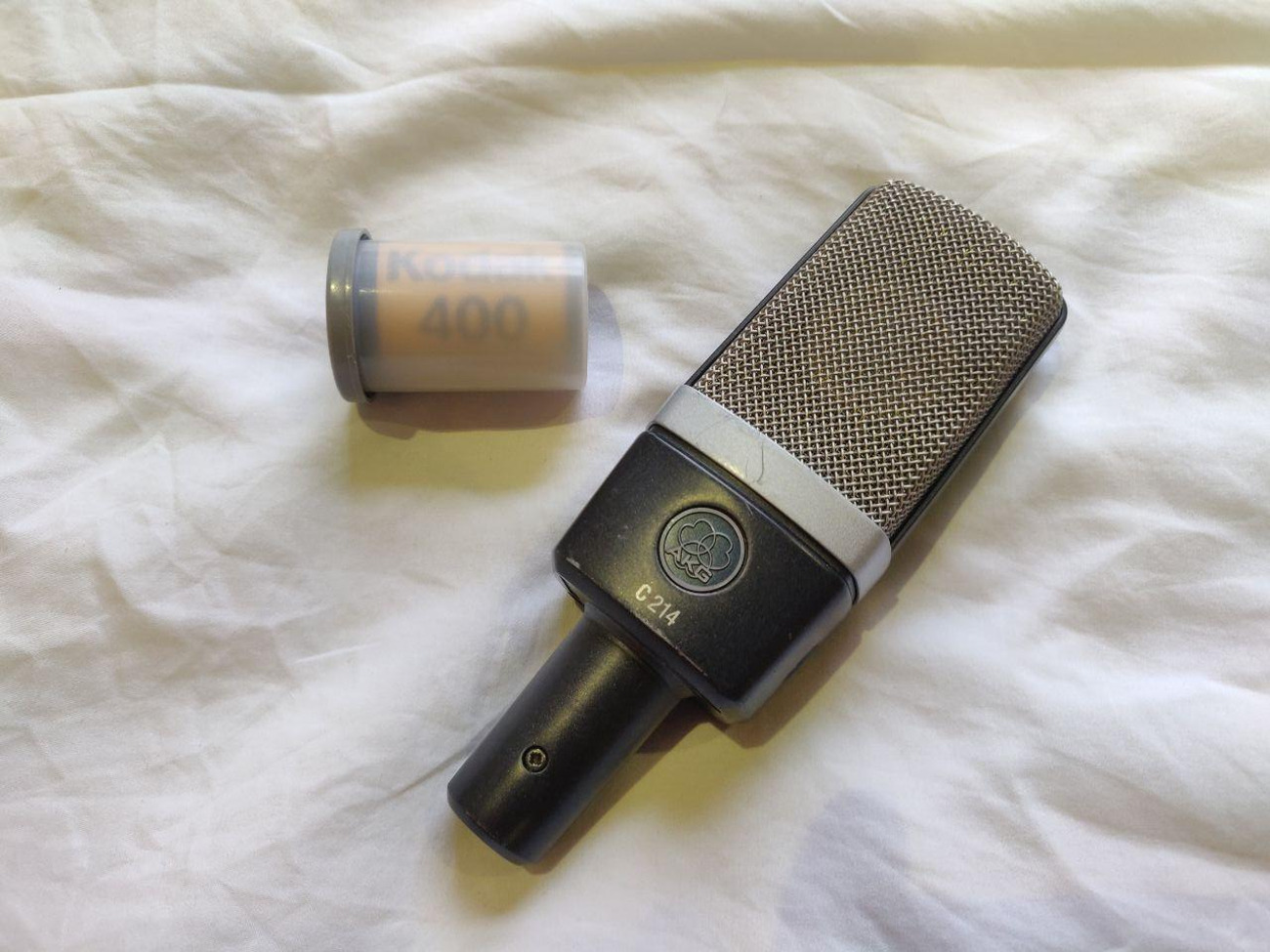 Akg c214 condenser microphone